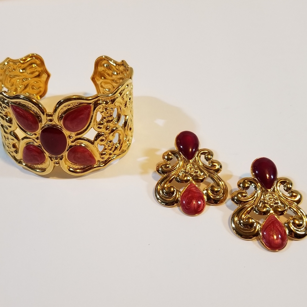 Gold Tone Cuff Bracelet and Earring Set
